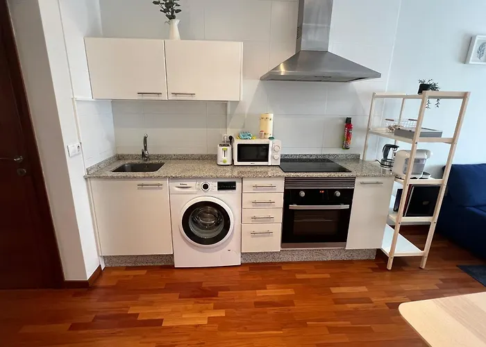 A Estrenar ,Con Vistas Al Mar Y Aparcamiento Gratis En El Casco Viejo-Centro-Zona Portuaria