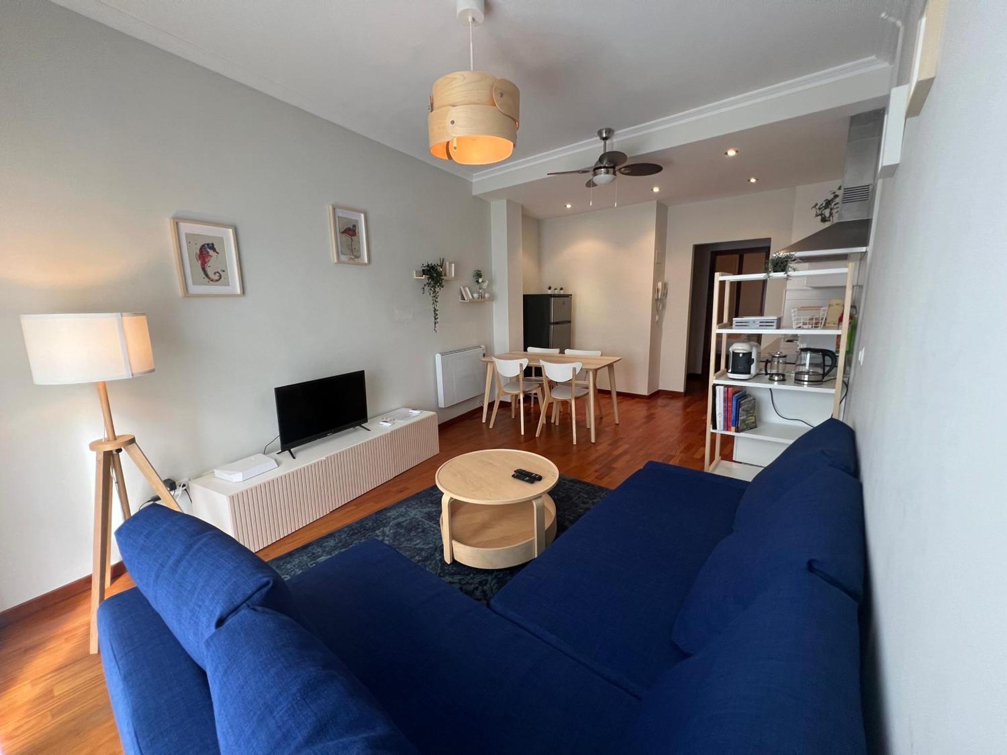 Apartment A Estrenar ,con Vistas Al Mar Y Aparcamiento Gratis En El Casco Viejo-centro-zona Portuaria Vigo